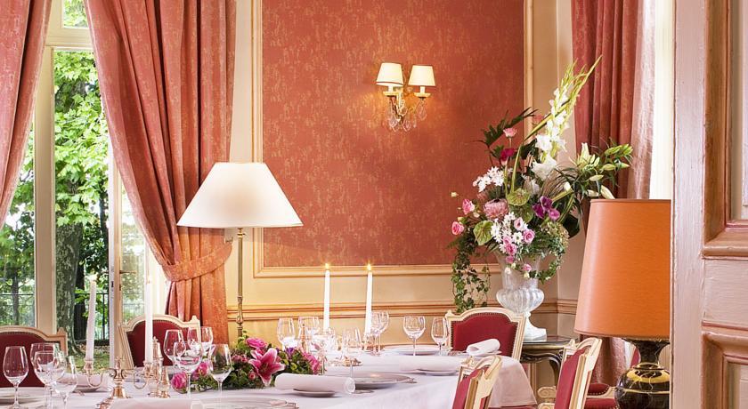 Chateau De Divonne Restauracja zdjęcie